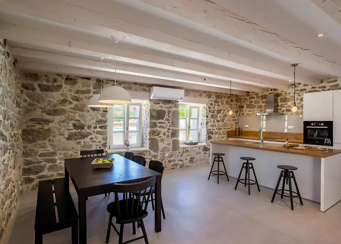 Plivov بيت للعطل