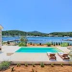 Plivov * Ζαντάρ