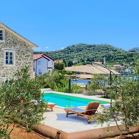 Casa de Férias Plivov *